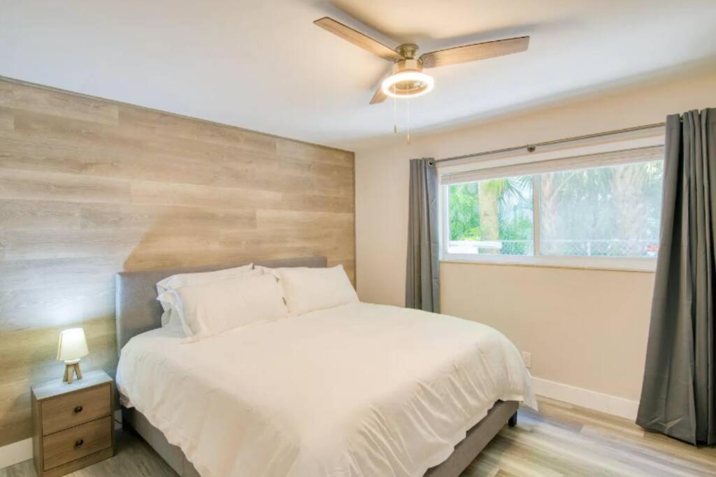 Dog Friendly Condo With Beach Access, Hot Tub, Firepit West Palm Beach Exterior foto